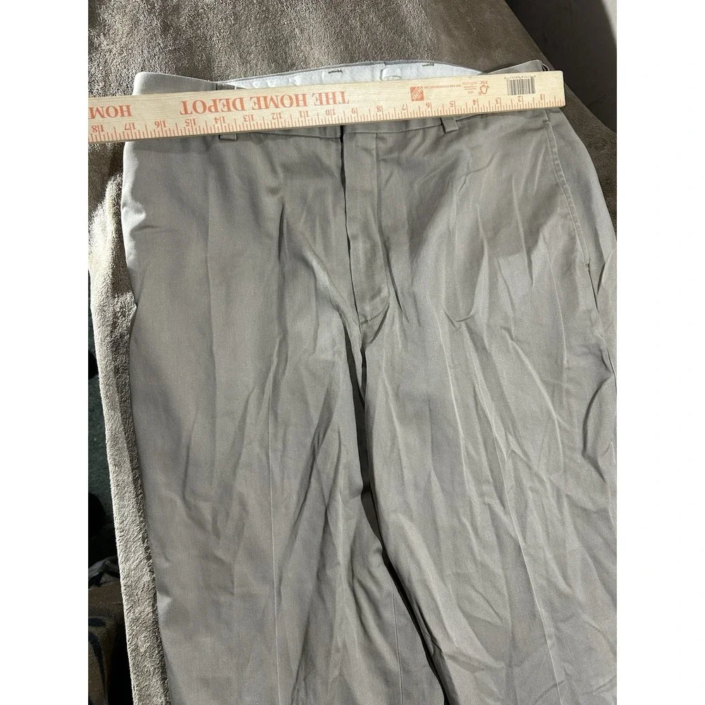 L.L.Bean Natural Fit Men's 34 Khaki Chino Dress Pants 100% Cotton Hong Kong